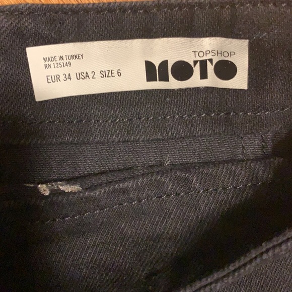 3/$25 ‼️ Topshop Moto Black Denim Mini Skirt with Floral Embroidery - Picture 2 of 5